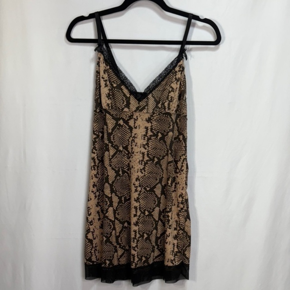 🐘 Just Sexy Lingerie Elegant Black and Tan snake skin print and Lace Chemise: